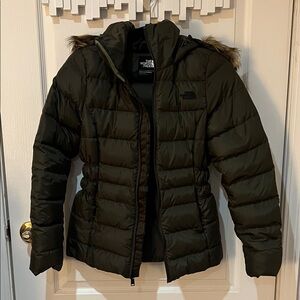 The North Face Women's Puffer down Jacket Olive green XS